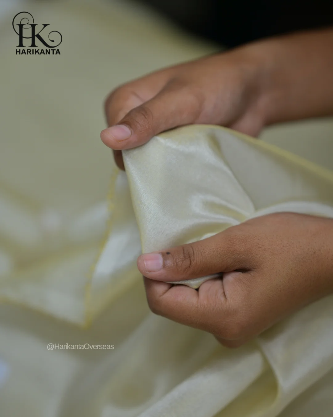 Viscose Tissue Gold