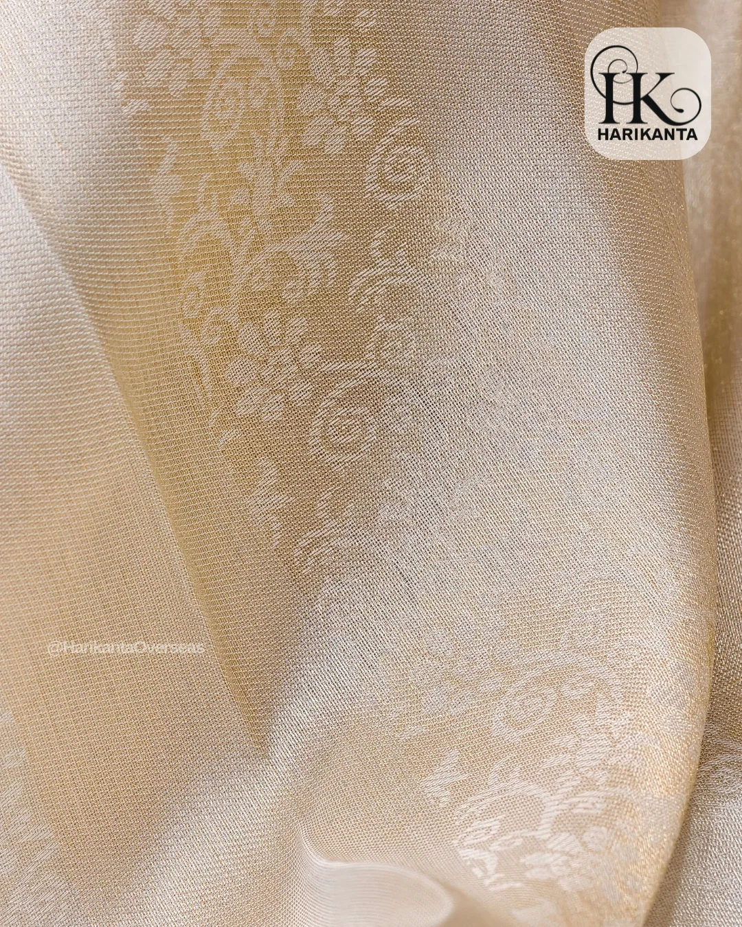 Viscose Giraffe Jacquard Design